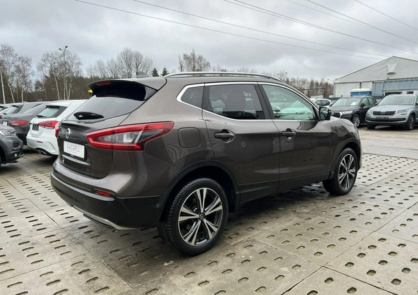 Nissan Qashqai cena 69500 przebieg: 154062, rok produkcji 2018 z Pieńsk małe 529